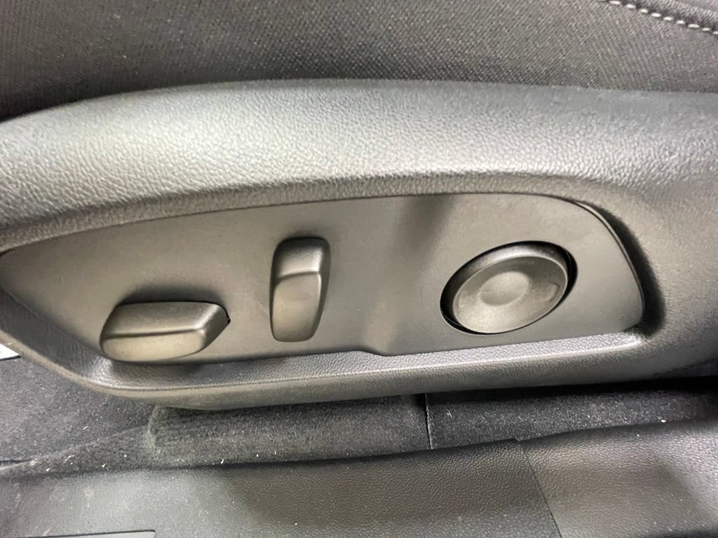 2026 Chevrolet Equinox LT - Photo 18