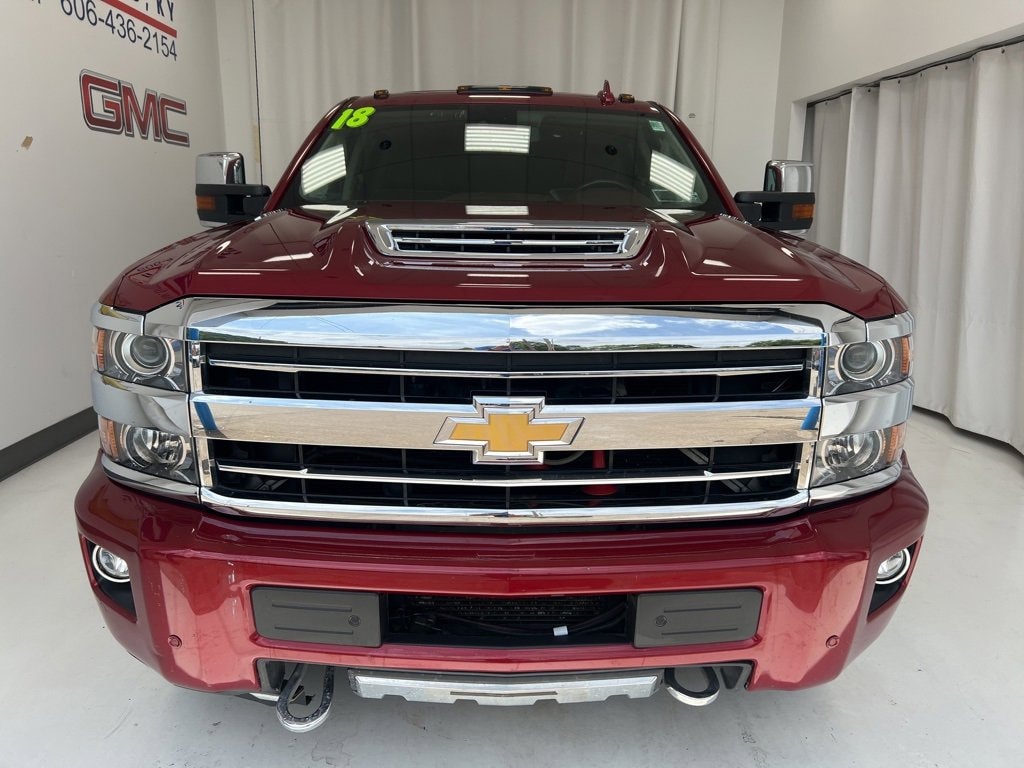 Used 2018 Chevrolet Silverado 3500HD High Country with VIN 1GC4K1EYXJF139695 for sale in Hazard, KY