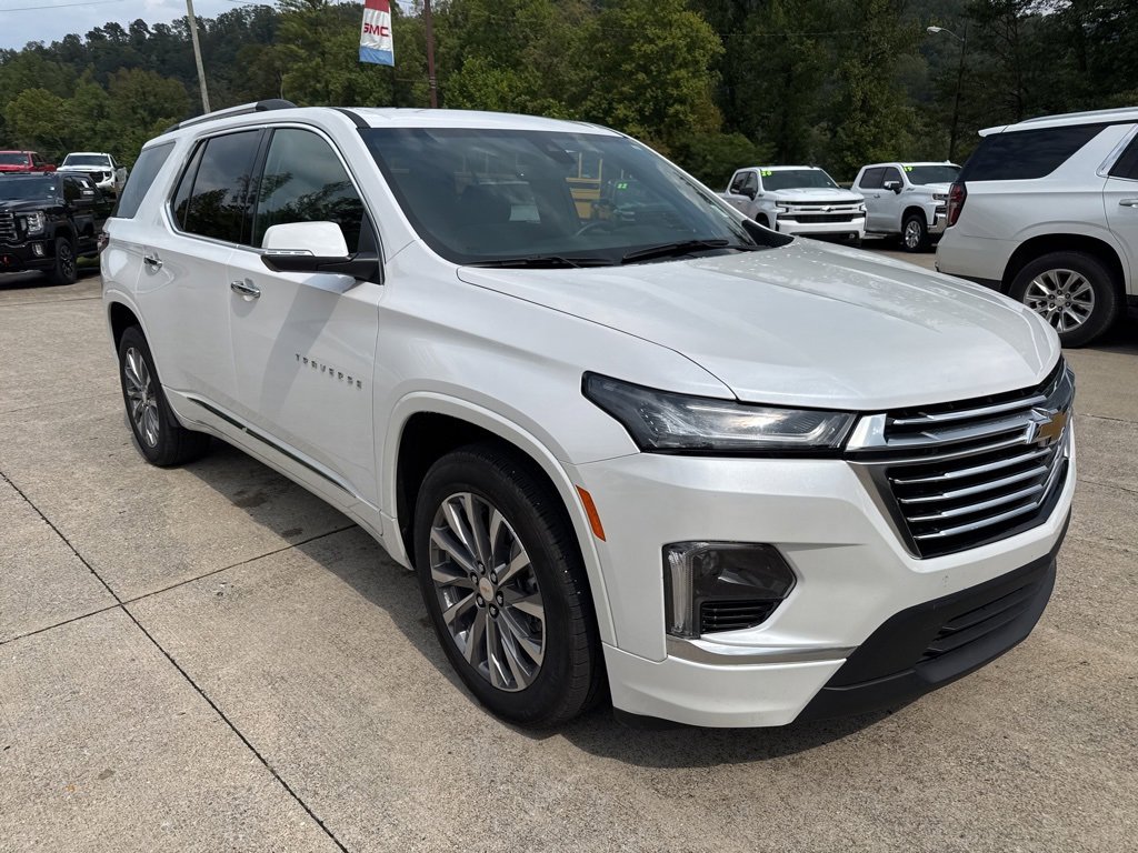 2023 Chevrolet Traverse Premier photo 3