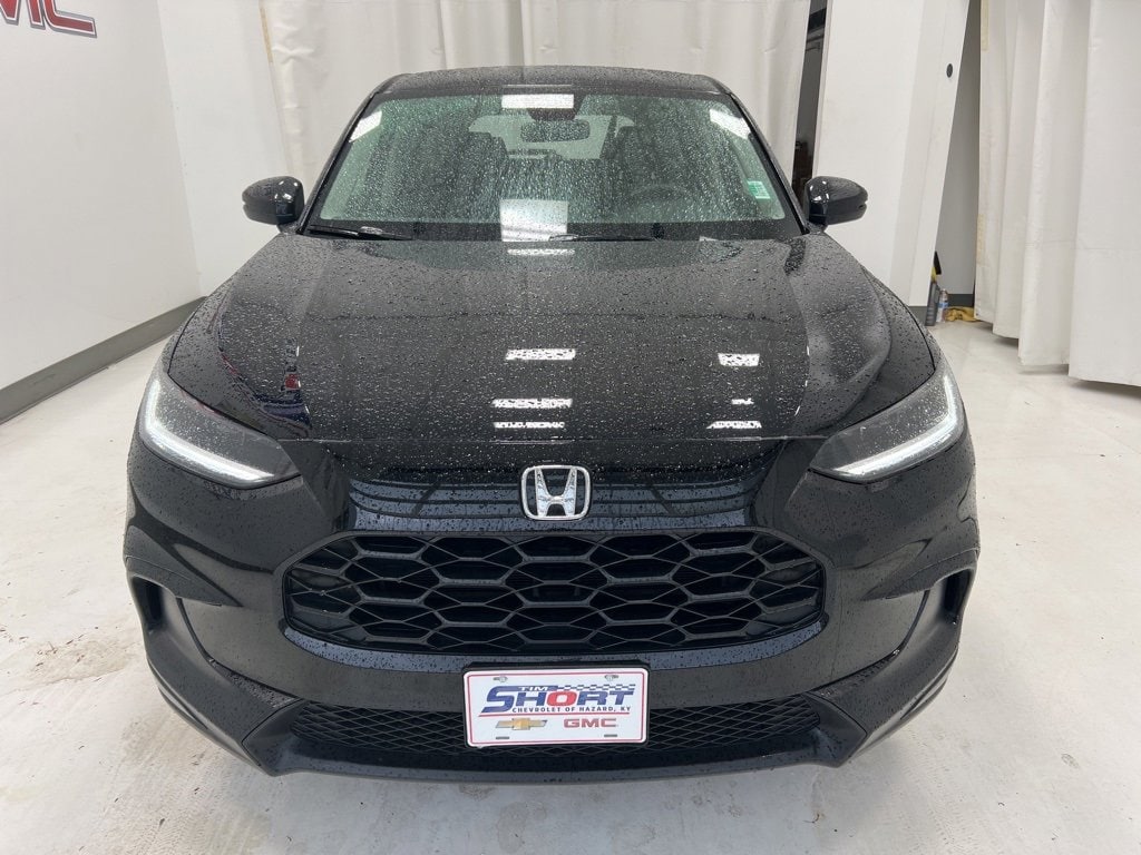 Used 2024 Honda HR-V LX with VIN 3CZRZ2H37RM779991 for sale in Hazard, KY