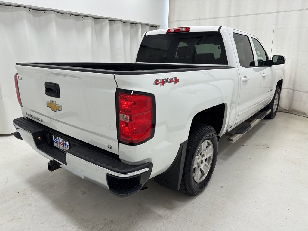 2017 Chevrolet Silverado 1500 LT photo 4