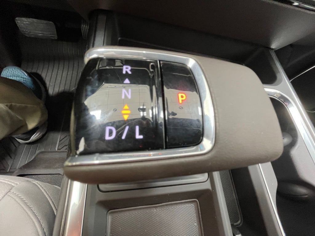 2026 Chevrolet Silverado 1500 LTZ - Photo 20