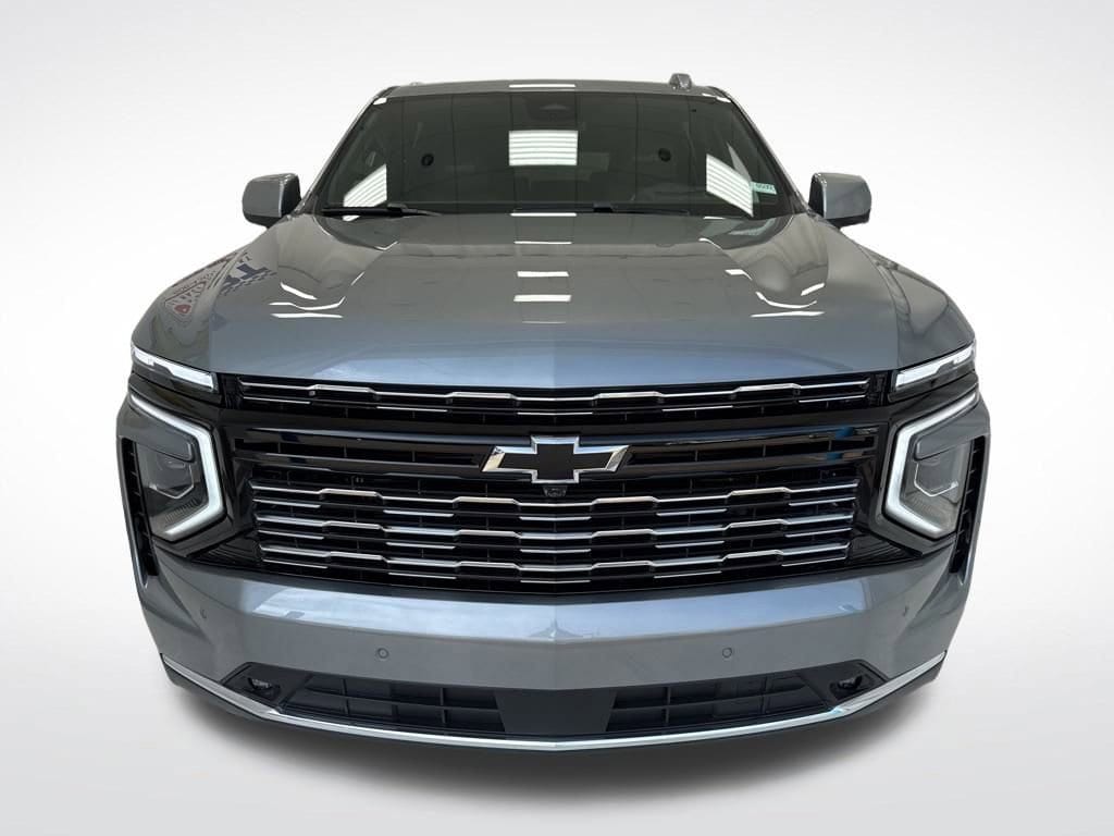 New 2025 Chevrolet Suburban High Country SUV