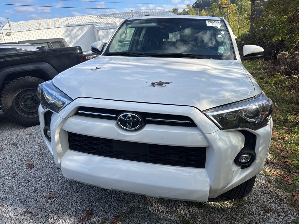 2024 Toyota 4Runner SR5 photo 2