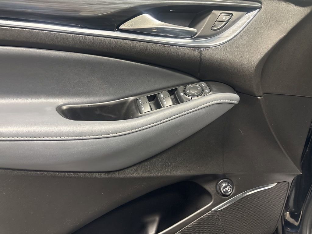 2024 Buick Enclave Essence - Photo 9