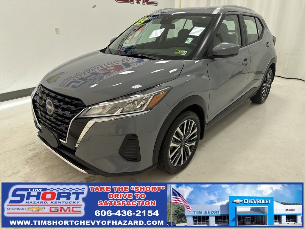 Used 2023 Nissan Kicks SV