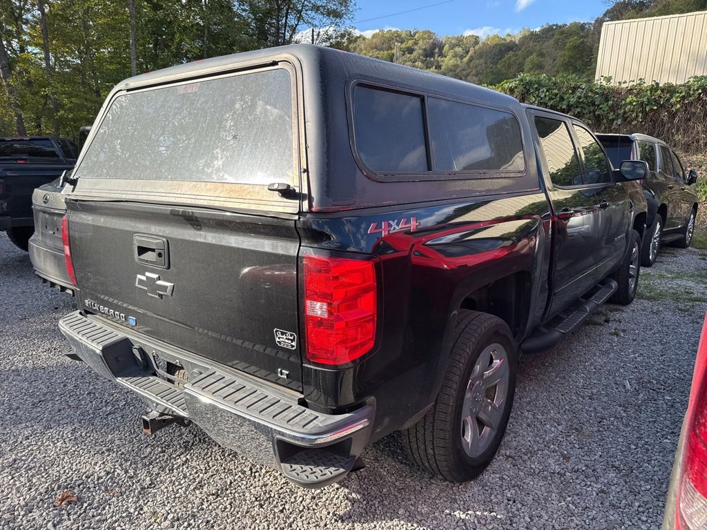 2018 Chevrolet Silverado 1500 LT photo 3