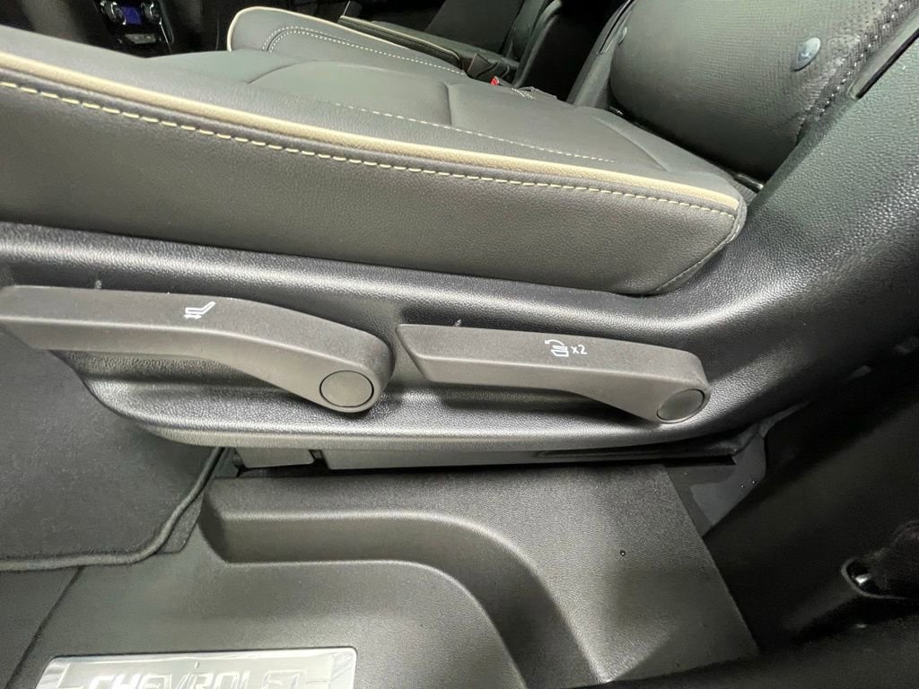 2026 Chevrolet Tahoe Premier - Photo 13