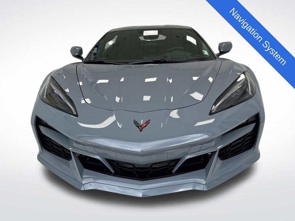 2025 Chevrolet Corvette E-Ray 1LZ photo 2