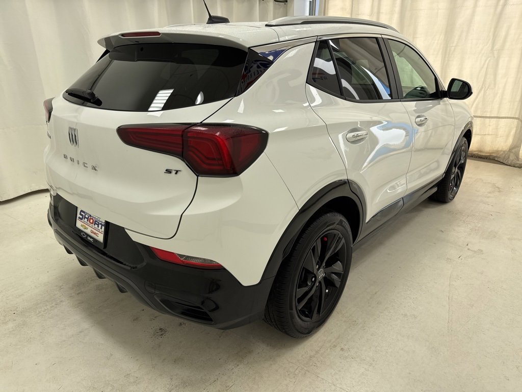 2024 Buick Encore GX Sport Touring photo 4