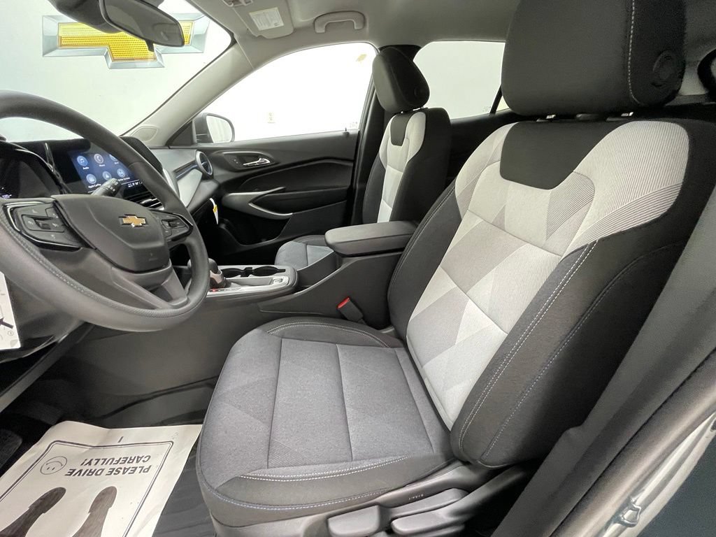 2026 Chevrolet Trax LS - Photo 15
