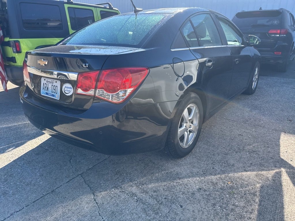 Used 2011 Chevrolet Cruze LT w/1LT Car