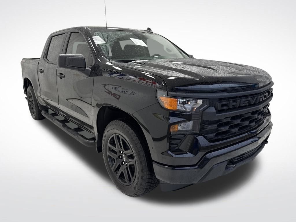 2026 Chevrolet Silverado 1500 Custom photo 2