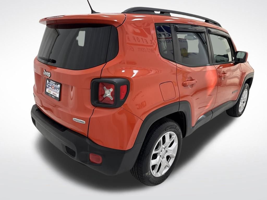 2016 Jeep Renegade Latitude North Edition photo 2