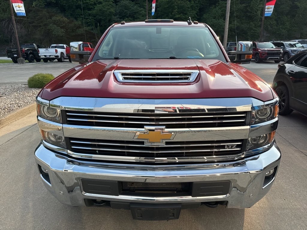Used 2019 Chevrolet Silverado 2500HD LTZ with VIN 1GC1KTEY6KF225781 for sale in Hazard, KY