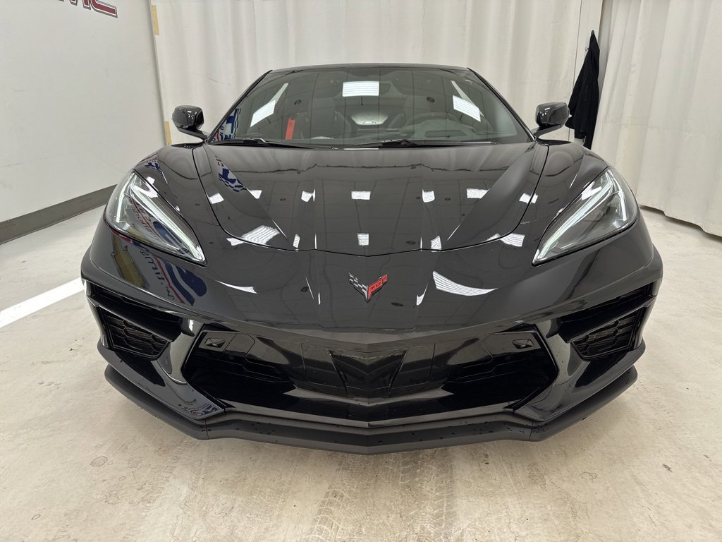 2023 Chevrolet Corvette 3LT photo 2