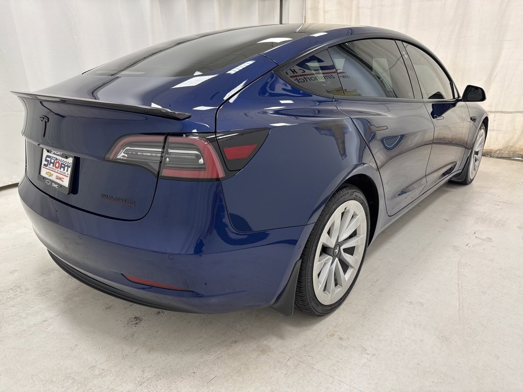 2022 Tesla Model 3 Long Range photo 4