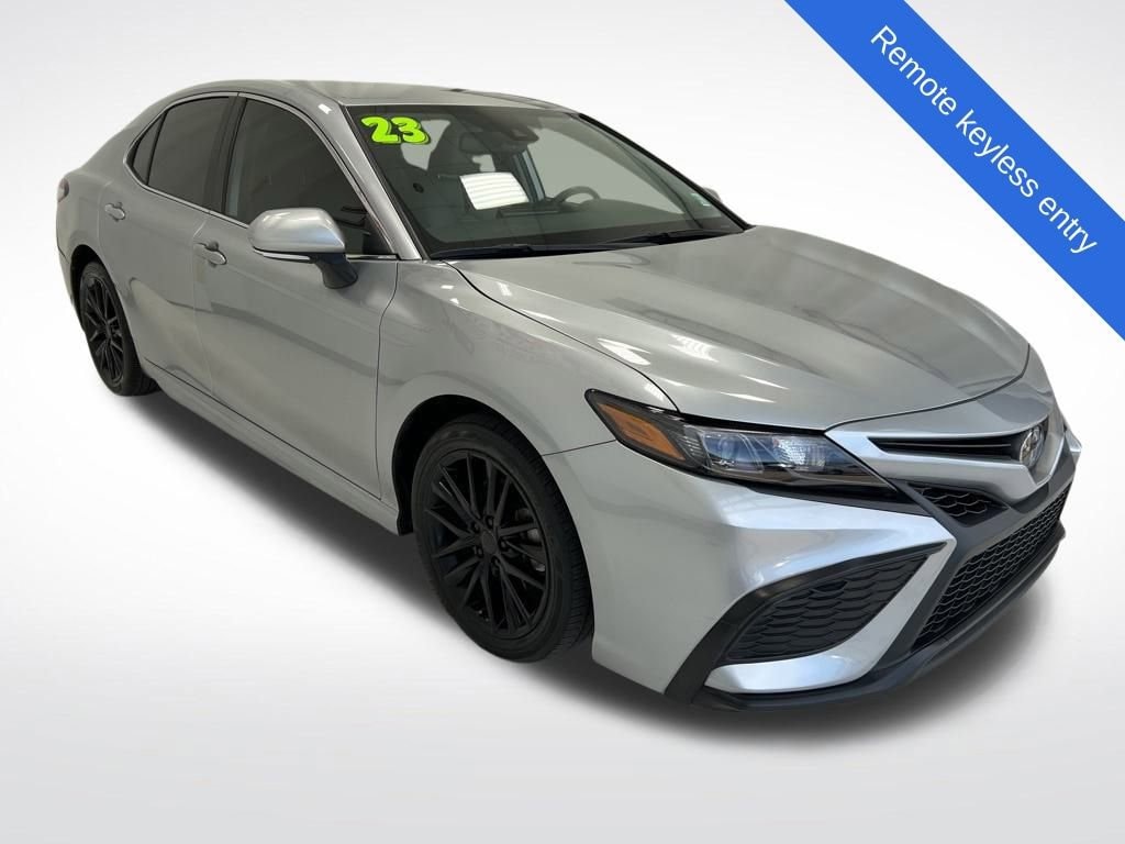 Used 2023 Toyota Camry SE