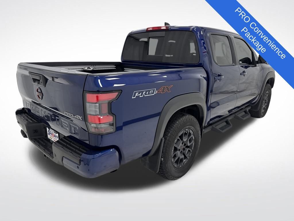2023 Nissan Frontier PRO-4X photo 3