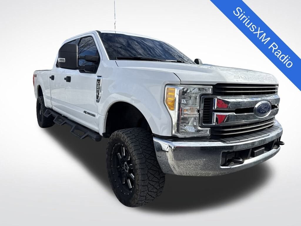 Used 2017 Ford Super Duty F-250 SRW Lariat