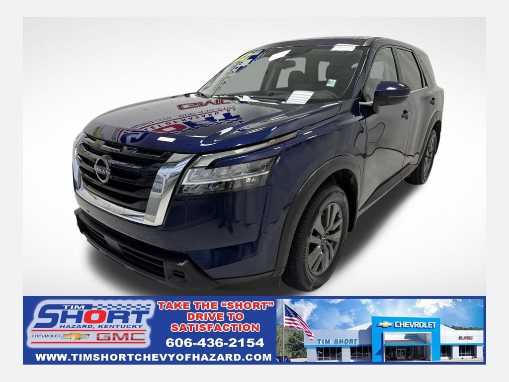 2022 Nissan Pathfinder S's photo