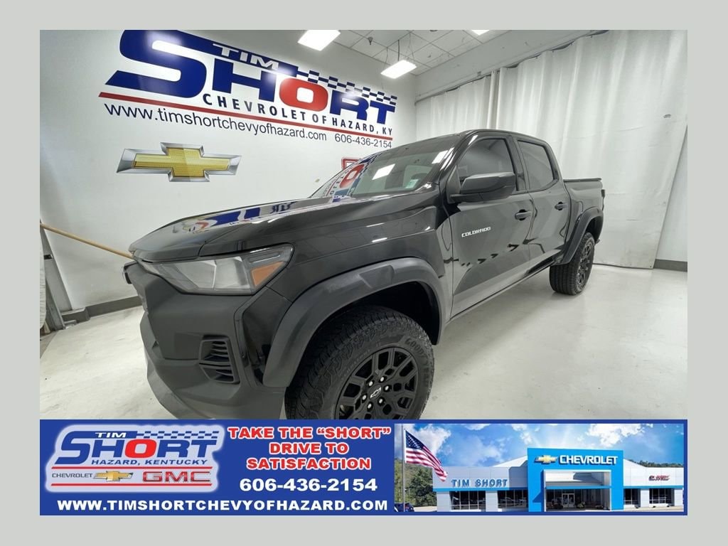 2023 Chevrolet Colorado 4WD Trail Boss Crew Cab Short Box's photo
