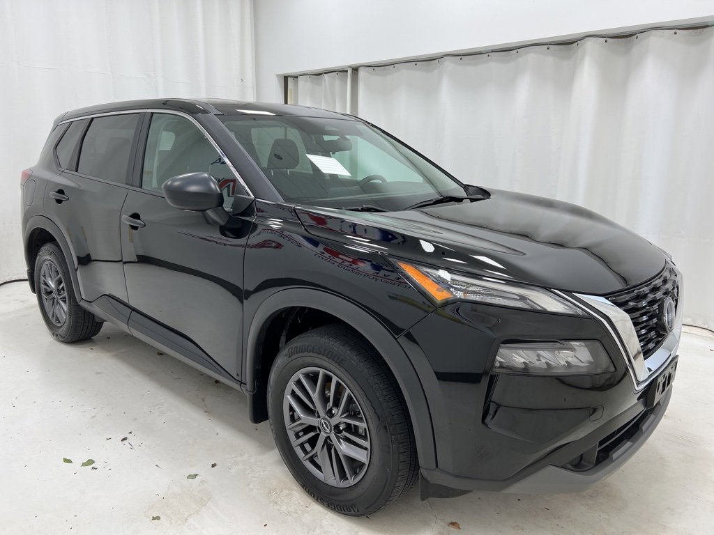 2023 Nissan Rogue S photo 3