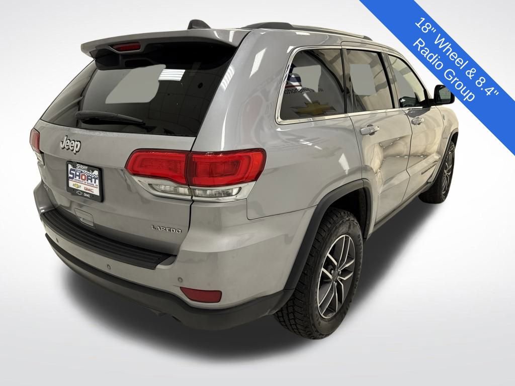 2019 Jeep Grand Cherokee Laredo E photo 4