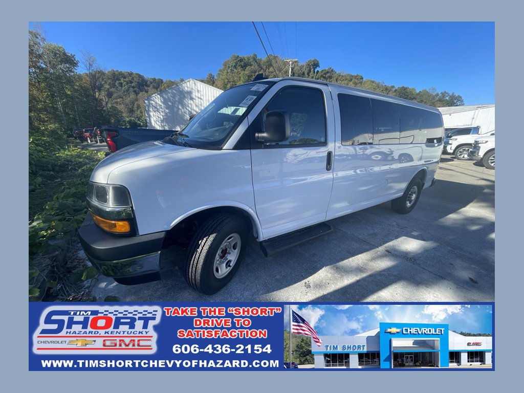 2025 Chevrolet Express Passenger
