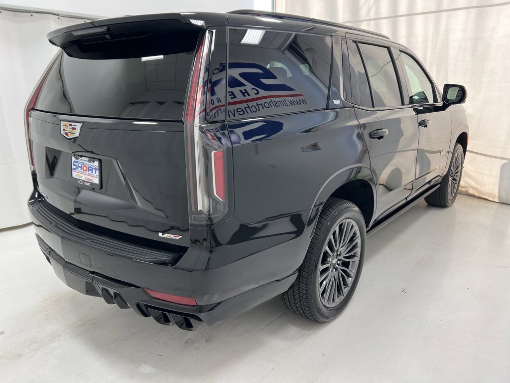 2023 Cadillac Escalade V-Series photo 4