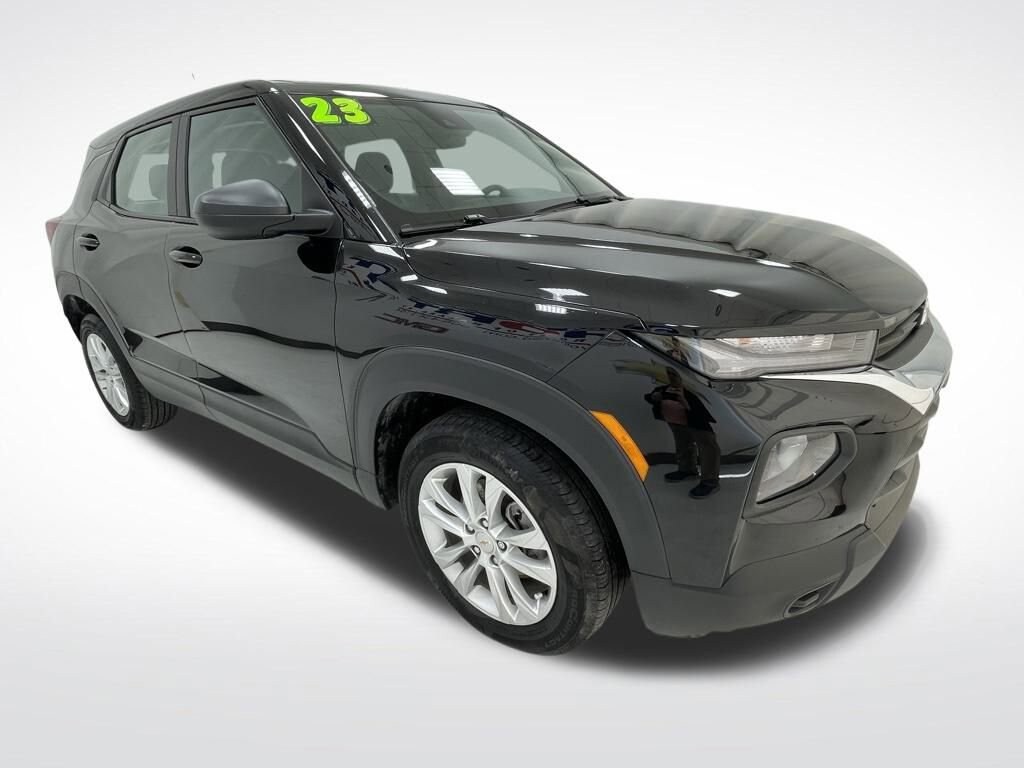 Used 2023 Chevrolet Trailblazer LS SUV