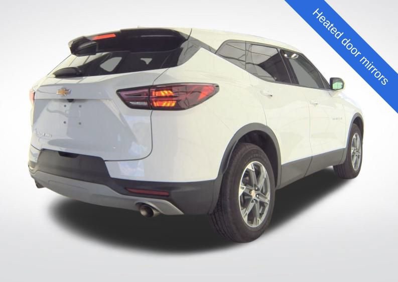 2023 Chevrolet Blazer 2LT photo 3