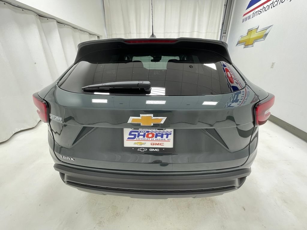 2026 Chevrolet Trax LS - Photo 6