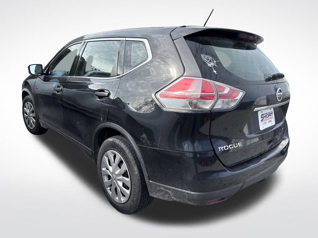 Used 2016 Nissan Rogue SV
