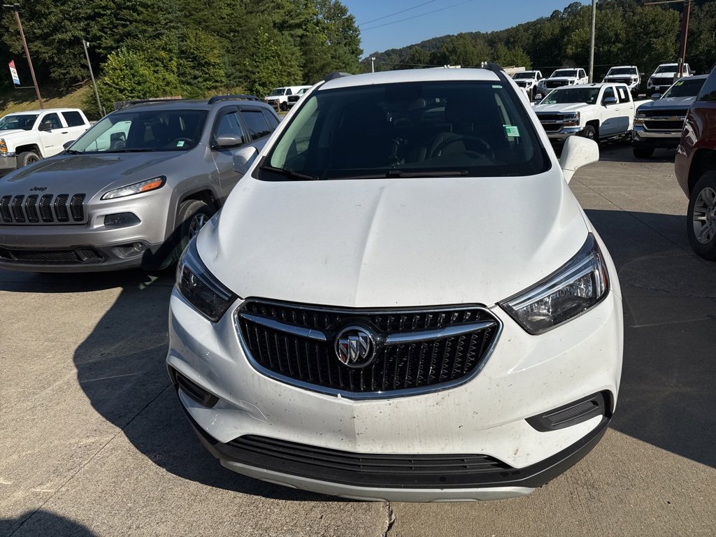 2022 Buick Encore Preferred photo 2