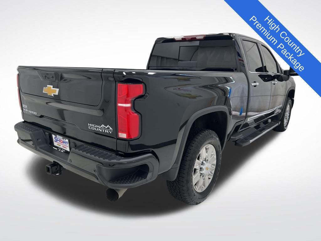 2025 Chevrolet Silverado 2500HD High Country photo 3