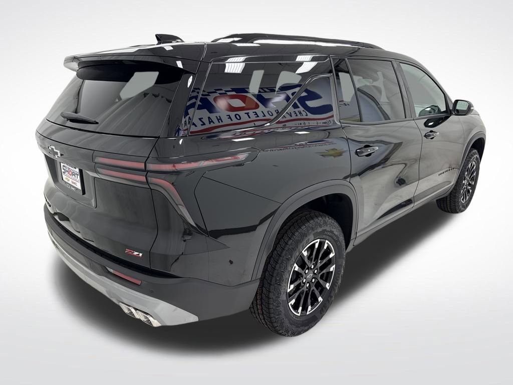 2026 Chevrolet Traverse Z71 photo 3