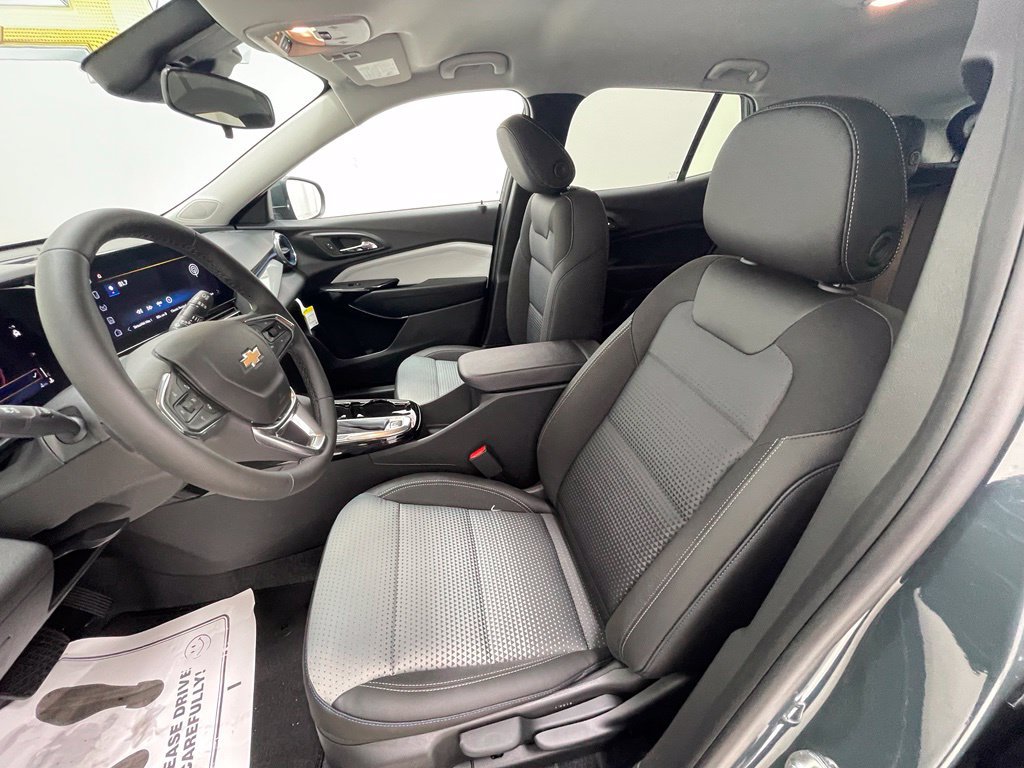 2026 Chevrolet Trax LT - Photo 15