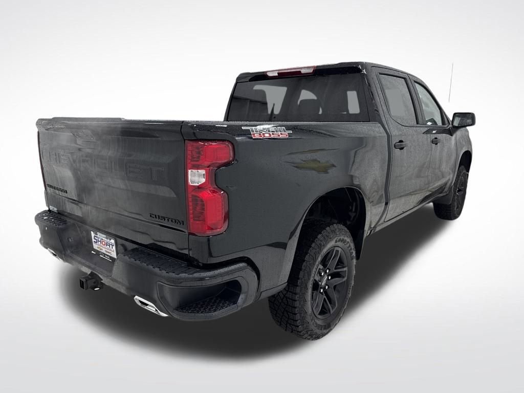 2026 Chevrolet Silverado 1500 Custom Trail Boss photo 3