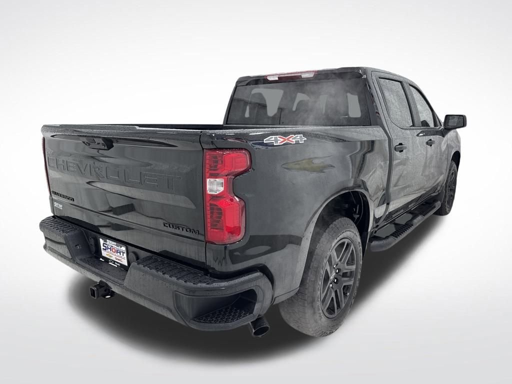 2026 Chevrolet Silverado 1500 Custom photo 3