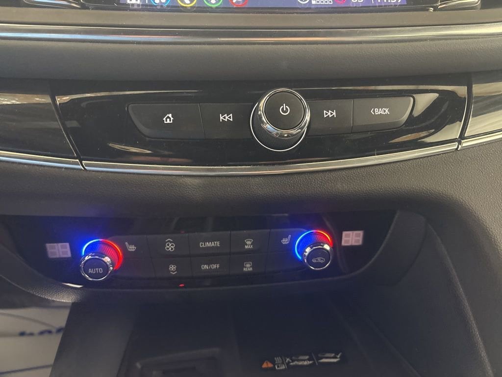 2024 Buick Enclave Essence - Photo 16