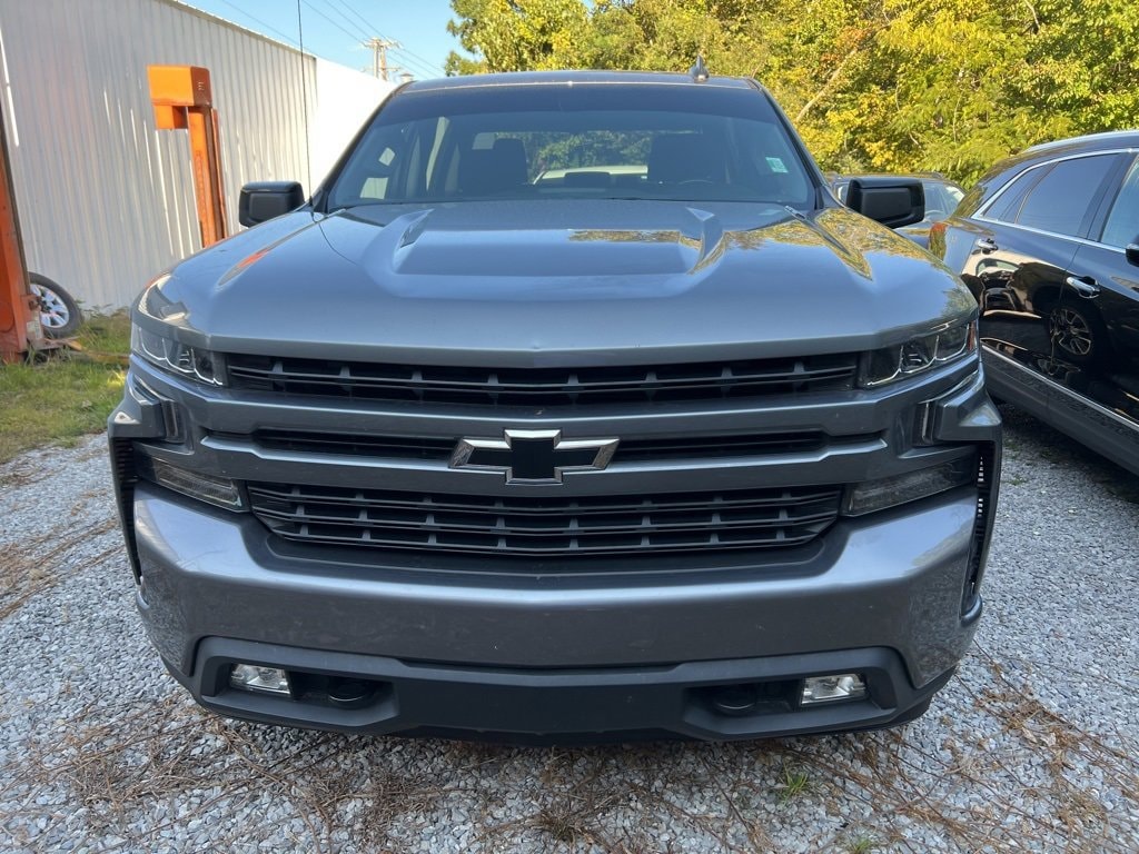 Used 2021 Chevrolet Silverado 1500 RST with VIN 1GCUYEETXMZ351333 for sale in Hazard, KY