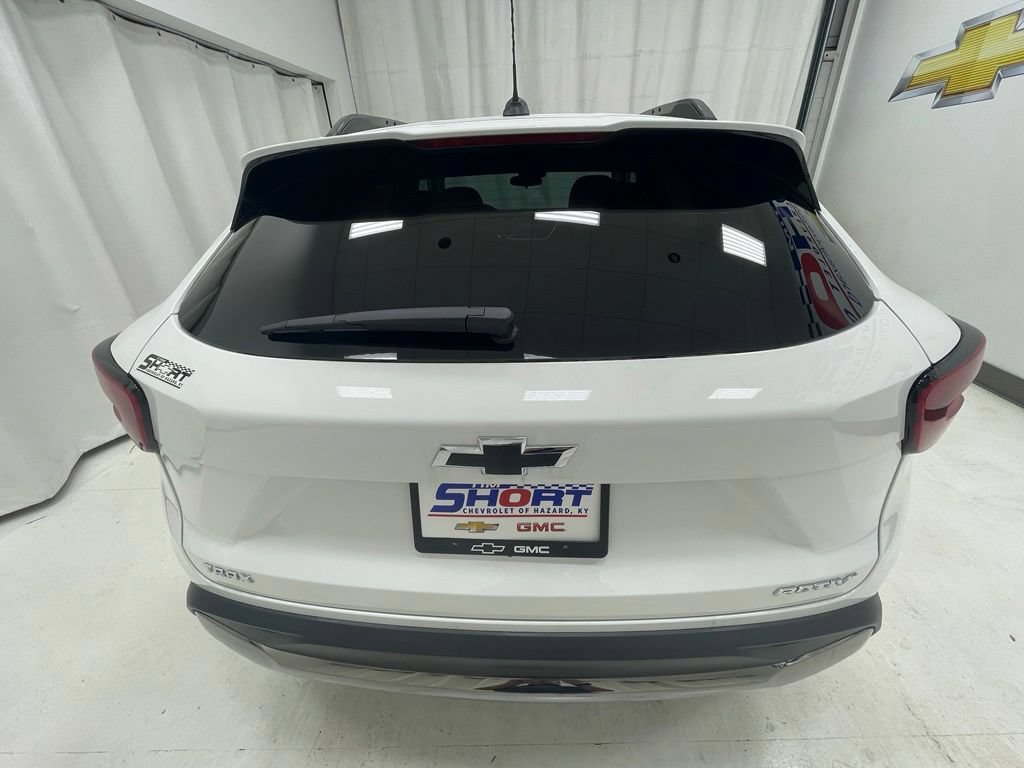 2026 Chevrolet Trax Activ - Photo 6