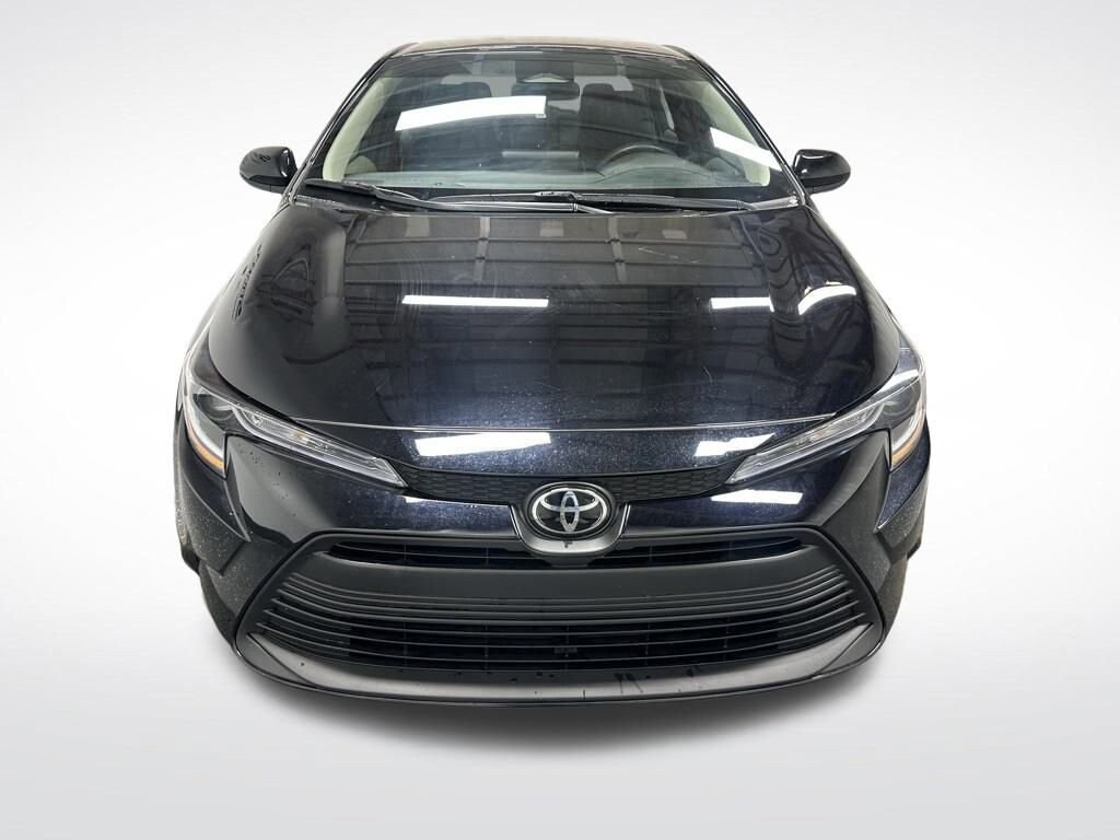 Used 2025 Toyota Corolla LE