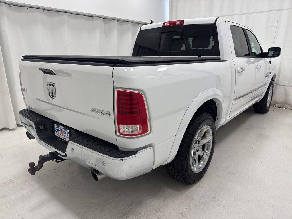 2015 Ram 1500 Laramie photo 4