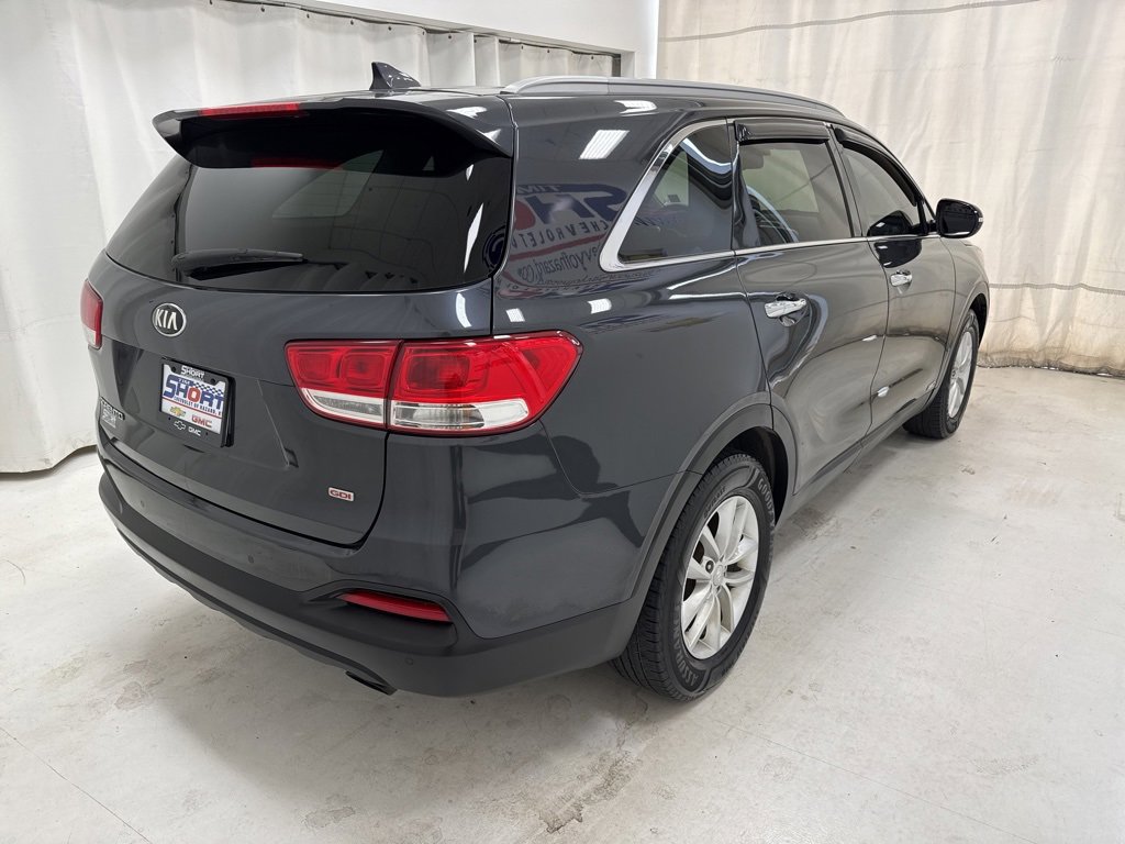 2018 Kia Sorento LX photo 3