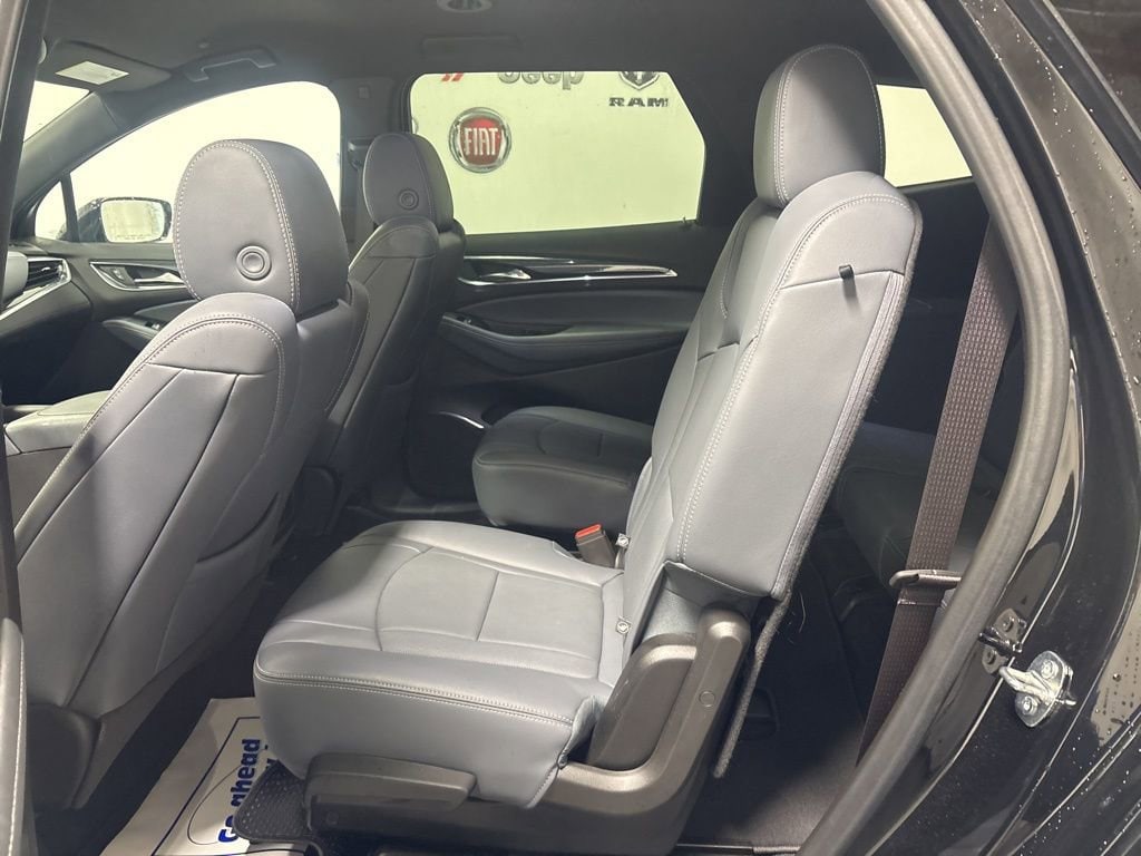 2024 Buick Enclave Essence - Photo 10