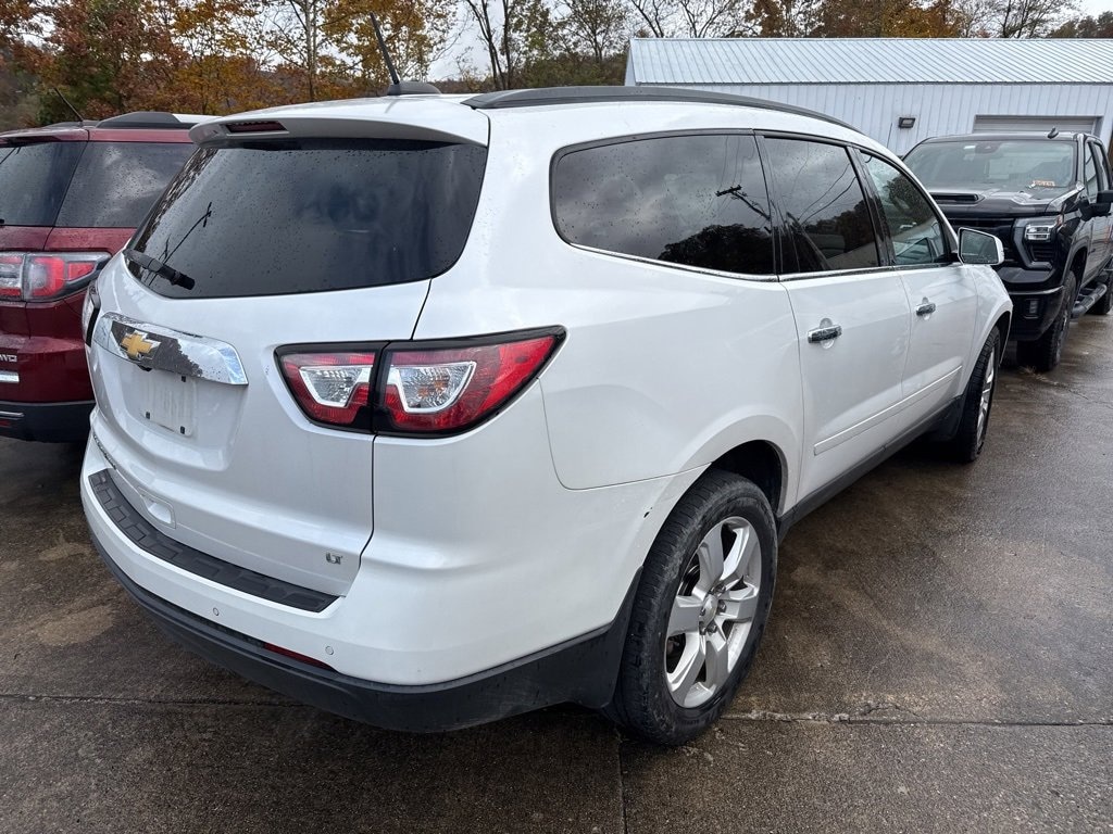 Used 2017 Chevrolet Traverse LT SUV