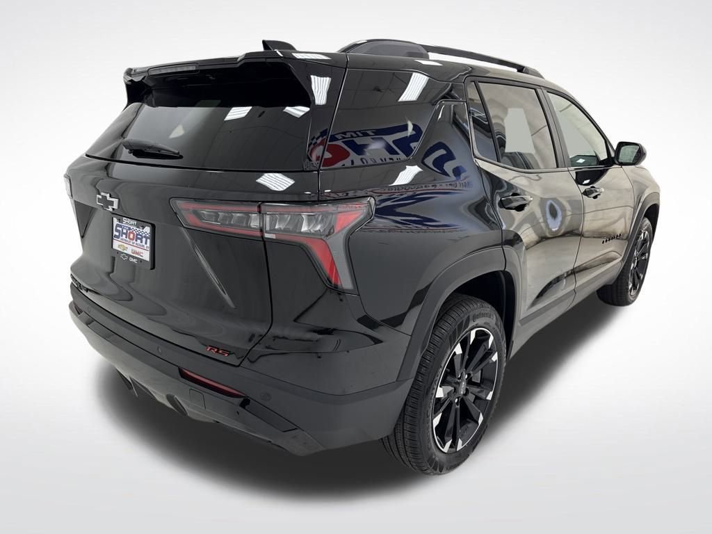 2026 Chevrolet Equinox RS photo 2