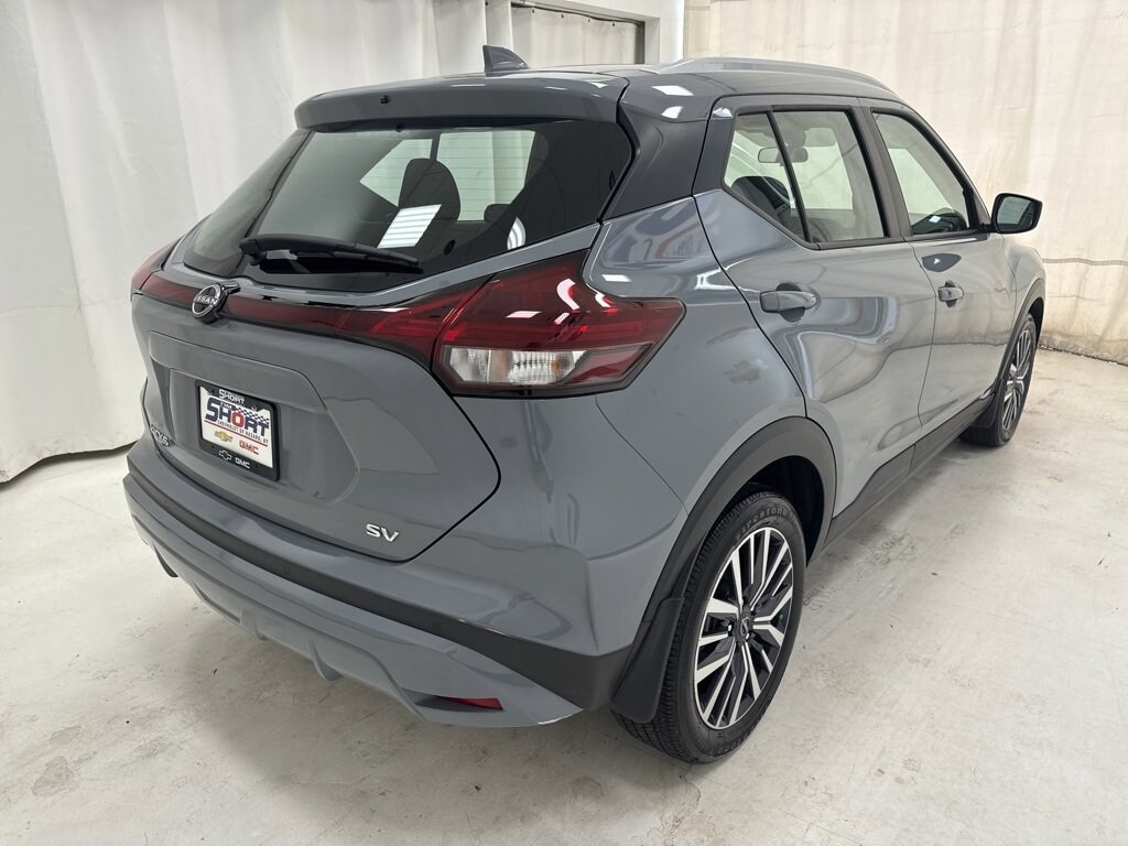 Used 2023 Nissan Kicks SV